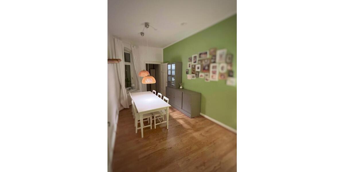 Stilvolle möblierte Altbauwohnung - auf Zeit 4 zimmer