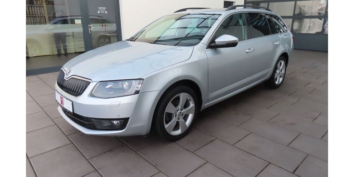 Skoda Octavia 136.020 km 11.585 € Kassel 34123