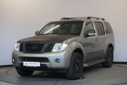 Nissan Pathfinder 218.768 km 12.390 &euro; Kassel 34123