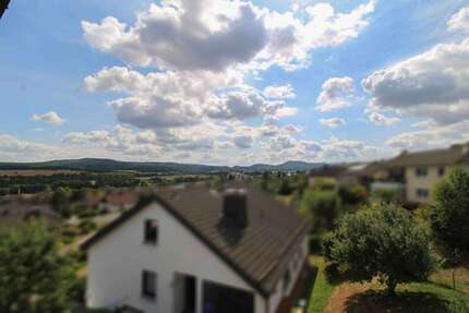 Haus Ahnatal - 6 Zimmer, 211 m&sup2;, 329.000&euro; | Angebot:26828440