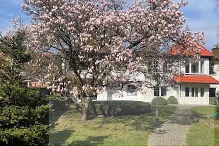 Villa auf uneinsehbarem Parkgrundstück