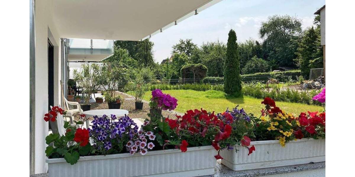 Exklusive 4-ZKB-Wohnung im Obergeschoss - tolle Lage Kassel-Jungfernkopf 4 zimmer