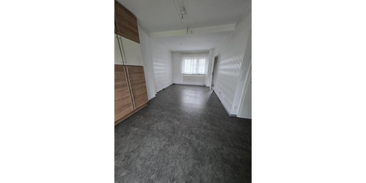 Reihenhaus Kassel Harleshausen - 3 Zimmer, 71 m&sup2;, 1.000&euro; | Angebot:24858274