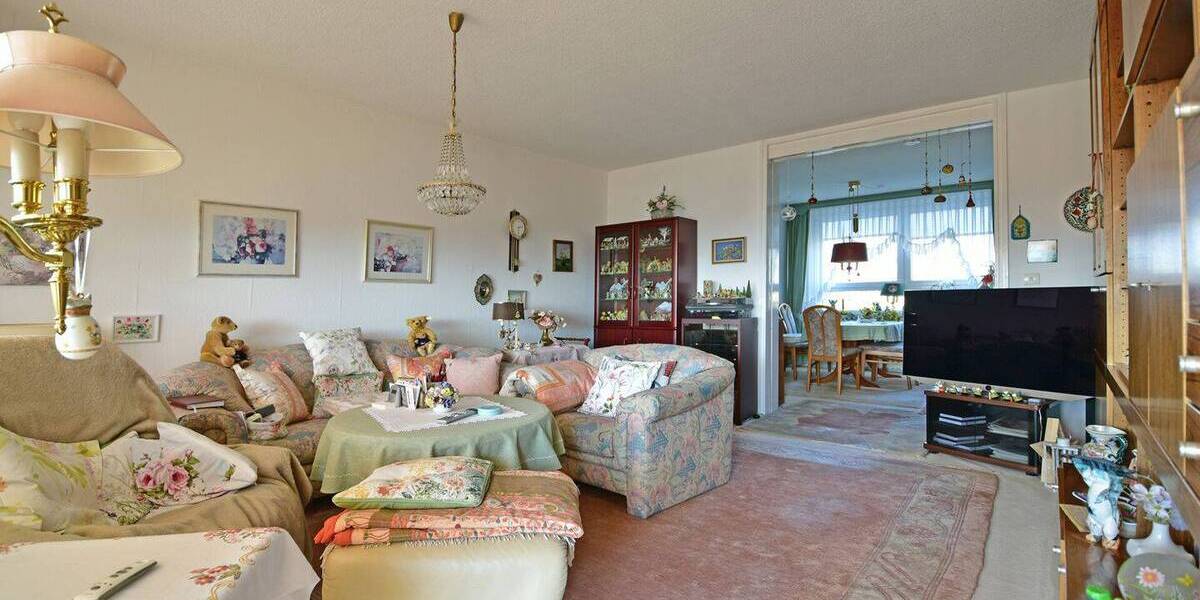 Etagenwohnung Kassel Wolfsanger/Hasenhecke - 3 Zimmer, 82 m&sup2;, 158.000&euro; | Angebot:26153826