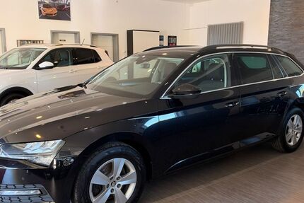 Skoda Superb 171.638 km 15.895 &euro; Volkmarsen 34471