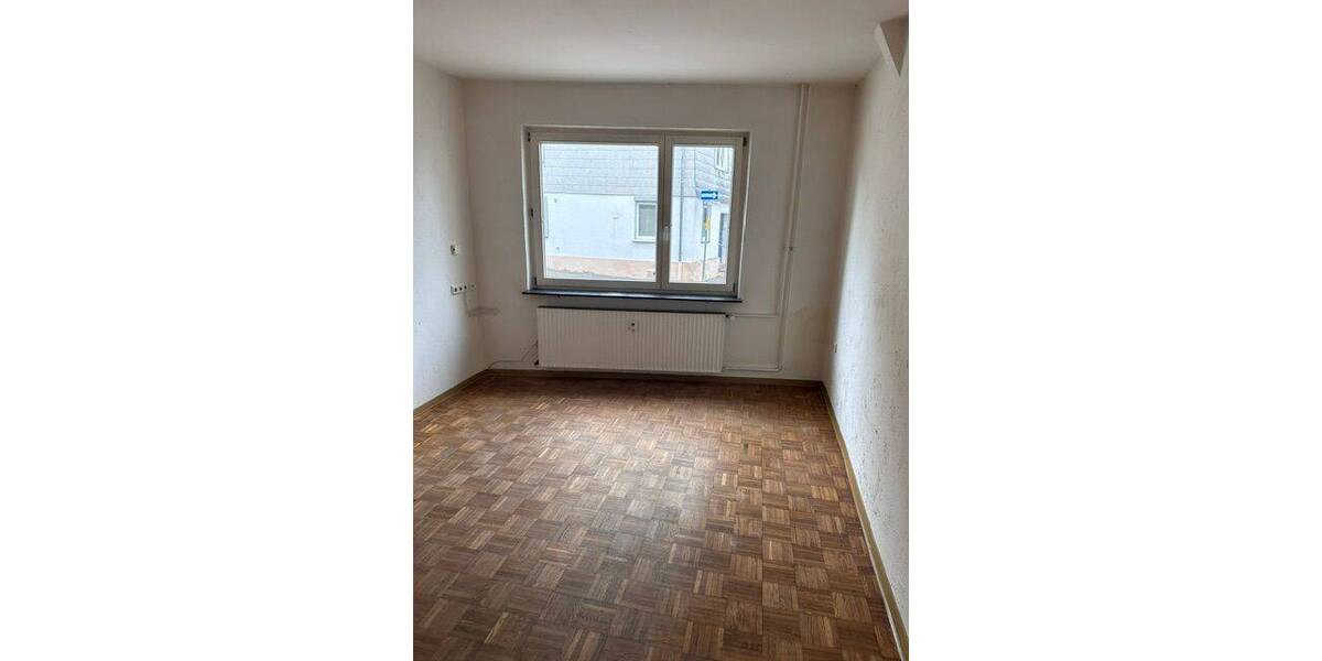 Etagenwohnung Fritzlar - 4 Zimmer, 90 m&sup2;, 650&euro; | Angebot:26917526