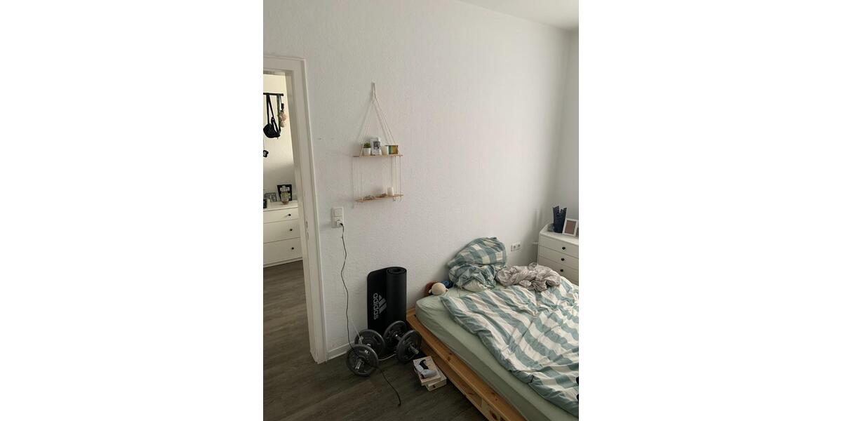 Etagenwohnung Kassel Südstadt - 1 Zimmer, 21 m&sup2;, 335&euro; | Angebot:24778812