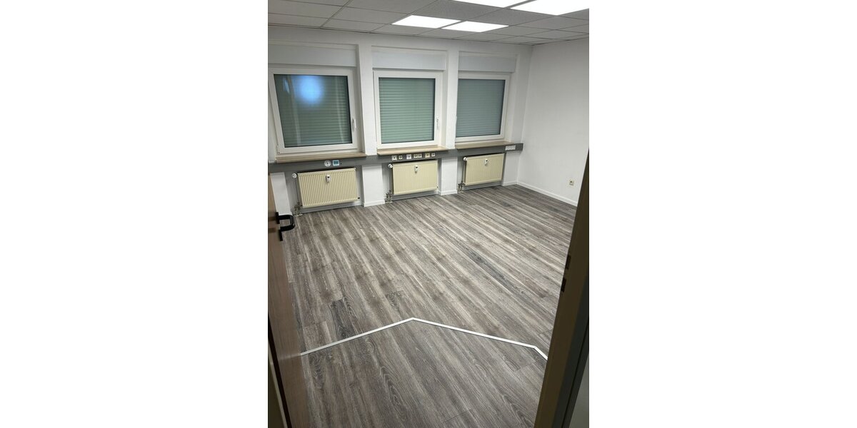 Baunatal, Gewerbefläche - Gewerbeobjekt Baunatal Großenritte | Angebot:14724318