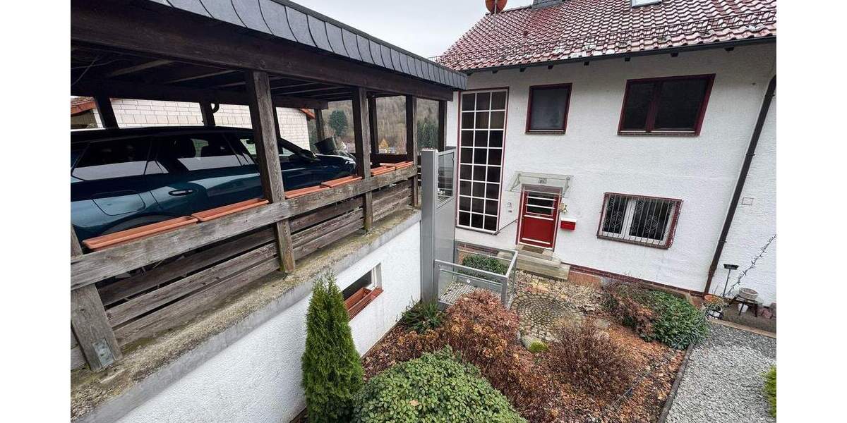 Doppelhaushälfte Helsa - 5 Zimmer, 110 m&sup2;, 175.000&euro; | Angebot:25674115