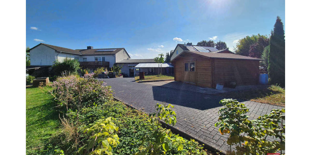 Einfamilienhaus Calden - 9 Zimmer, 260 m&sup2;, 289.000&euro; | Angebot:26015094