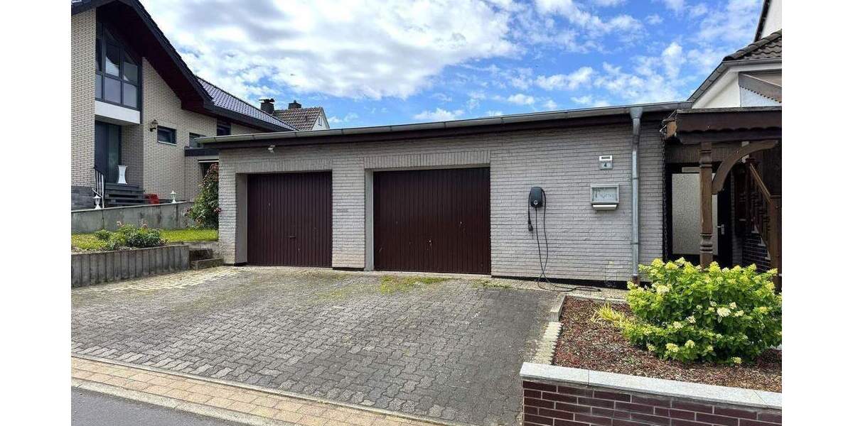 Mehrfamilienhaus, Wohnhaus Kaufungen Niederkaufungen - 5 Zimmer, 150 m&sup2;, 295.000&euro; | Angebot:25674122