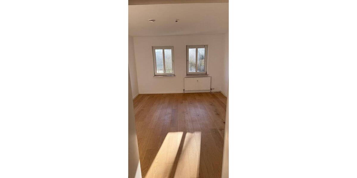 Etagenwohnung Kassel Harleshausen - 4 Zimmer, 113 m&sup2;, 1.250&euro; | Angebot:26483762
