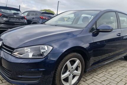 VW Golf 147.713 km 7.450 € Calden 34379