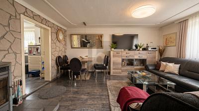 WOHNEN MIT CHARME - Einfamilienhaus Staufenberg | Angebot:26643882