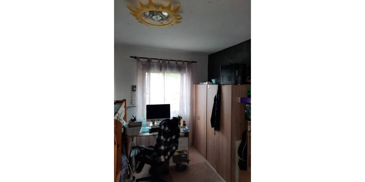 Etagenwohnung Helsa - 2 Zimmer, 55 m&sup2;, 410&euro; | Angebot:26554848