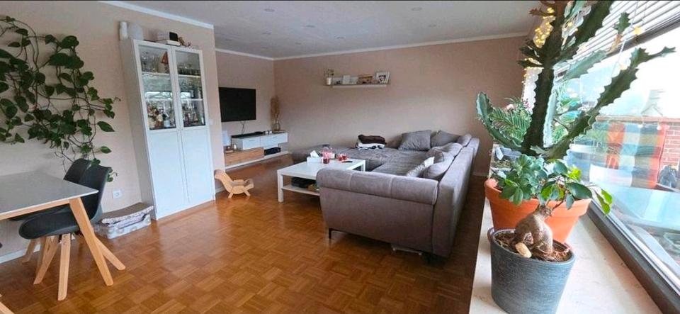 Etagenwohnung Baunatal - 3 Zimmer, 100 m&sup2;, 900&euro; | Angebot:25332146