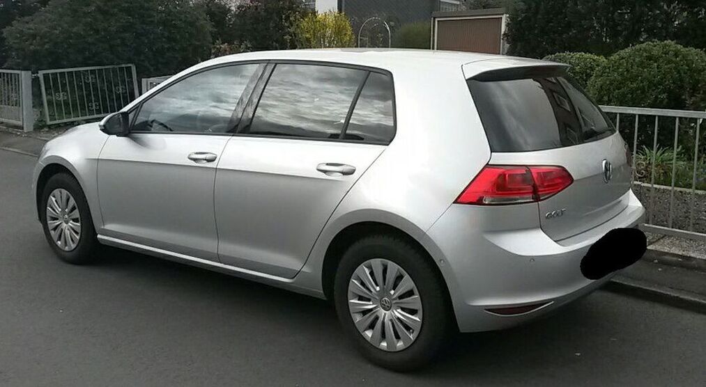 VW Golf 63.000 km 9.499 € Warburg 34414
