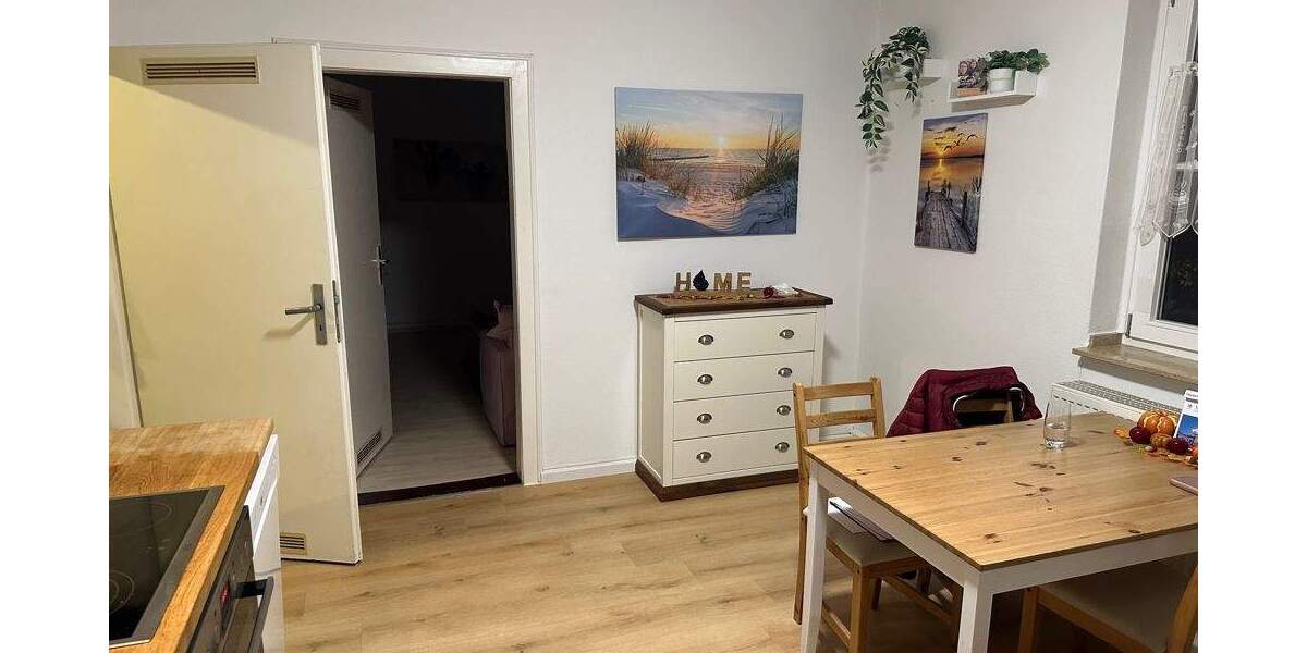 Eigentumswohnung mit 2 ZKB im 2. OG in guter Lage von Kassel-Wehlheiden. 2 zimmer