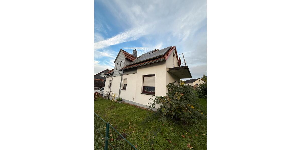Einfamilienhaus Hofgeismar - 5 Zimmer, 145 m&sup2;, 275.000&euro; | Angebot:23231262