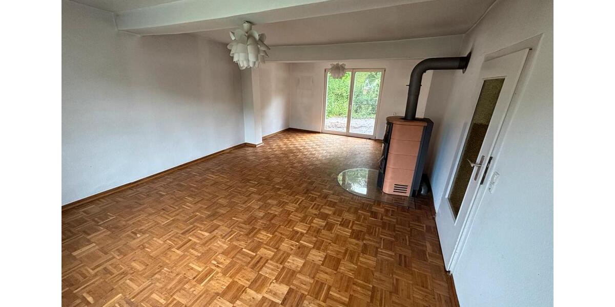 Einfamilienhaus Witzenhausen Blickershausen - 8 Zimmer, 180 m&sup2;, 150.000&euro; | Angebot:26824187