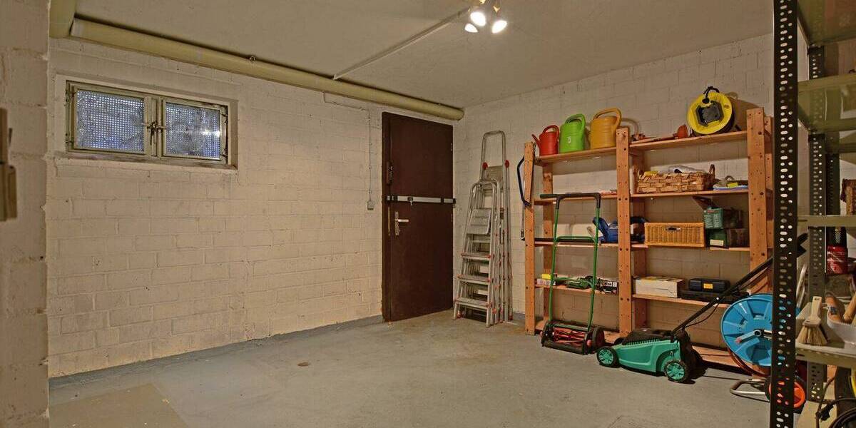 Reihenmittelhaus Kassel / Harleshausen Harleshausen - 4 Zimmer, 133 m&sup2;, 260.000&euro; | Angebot:26128439