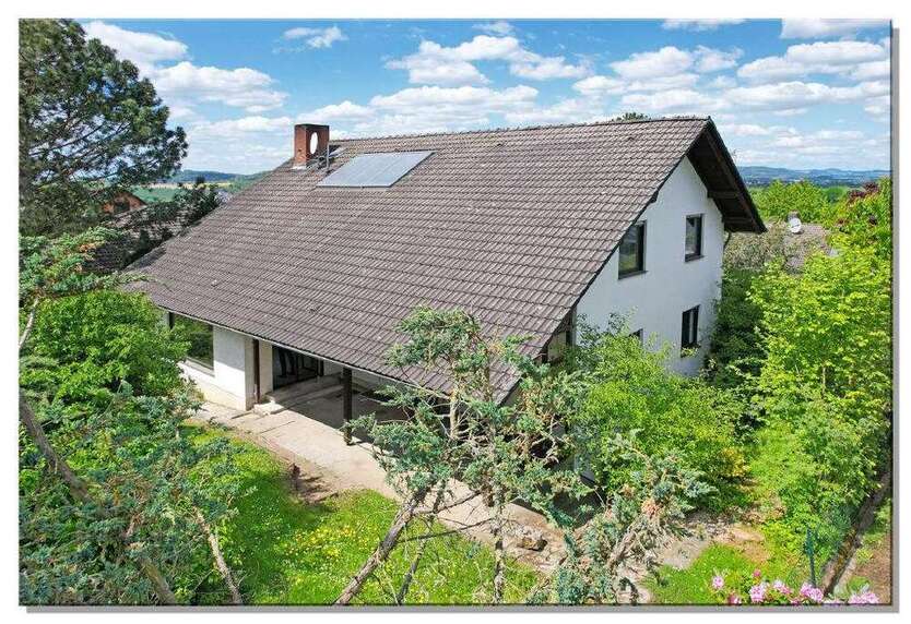 Haus zum Kaufen in Guxhagen 200.000 € 210 m²