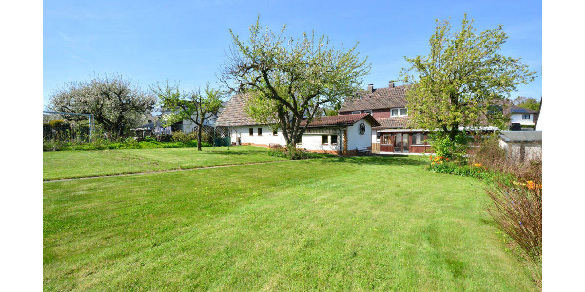 Einfamilienhaus mit herrlichem Garten, gute Lage Wolfhagen 7 zimmer