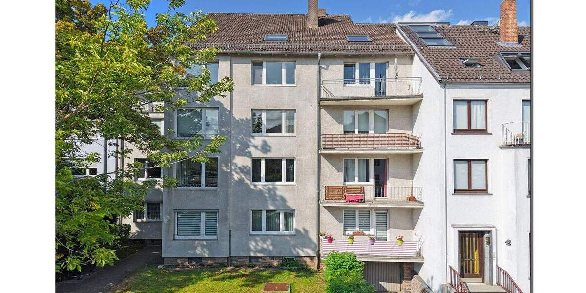 Etagenwohnung Kassel Mitte - 3 Zimmer, 100 m&sup2;, 240.000&euro; | Angebot:25660882