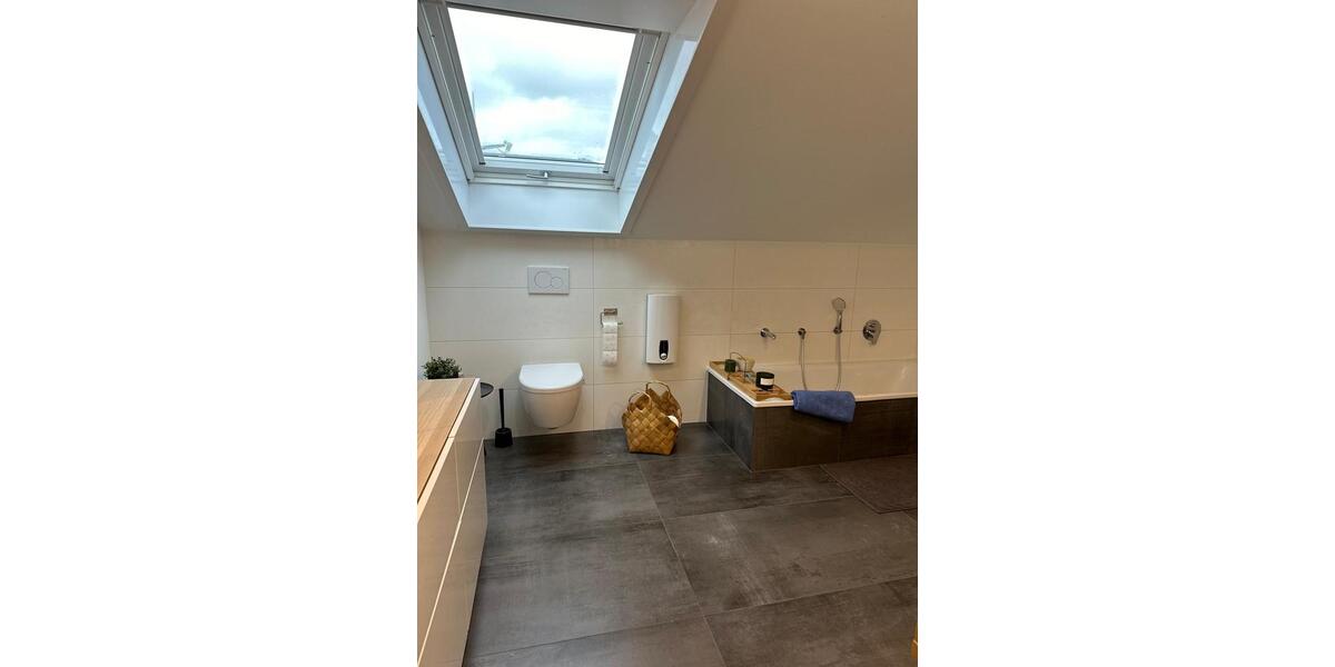Etagenwohnung Baunatal - 7 Zimmer, 96 m&sup2;, 450.000&euro; | Angebot:27191033