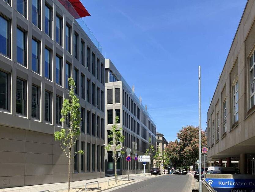 Neubau Erstbezug - Top moderne Bürofläche (ca. 314 m²) in Kassel-Innenstadt nahe Königsplatz