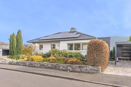 Viel Platz für alle: Großes Einfamilienhaus mit Traumgarten in Nordshausen 7 zimmer