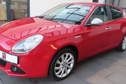 Alfa Romeo Giulietta 134.840 km 3.985 &euro; Kassel 34123