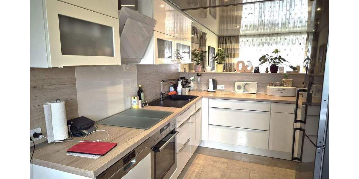 Etagenwohnung Lohfelden Crumbach - 4 Zimmer, 97 m&sup2;, 280.000&euro; | Angebot:24697255