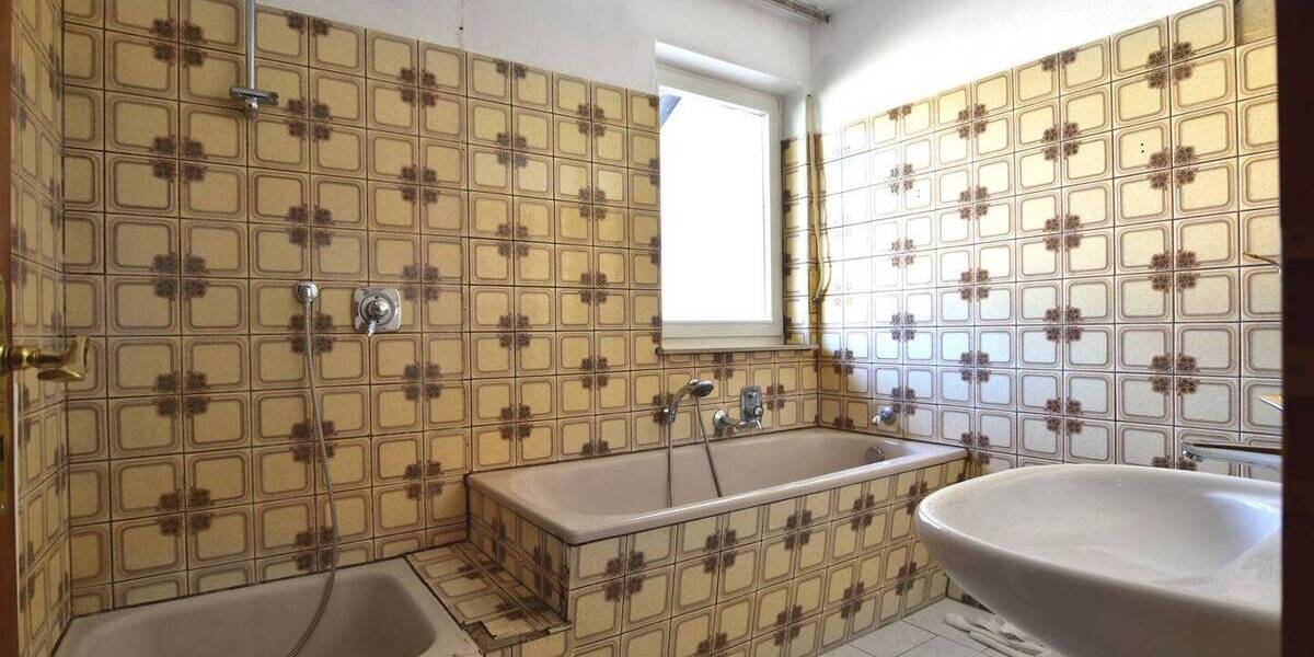 Reihenmittelhaus Kassel / Harleshausen Harleshausen - 4 Zimmer, 133 m&sup2;, 260.000&euro; | Angebot:26128439