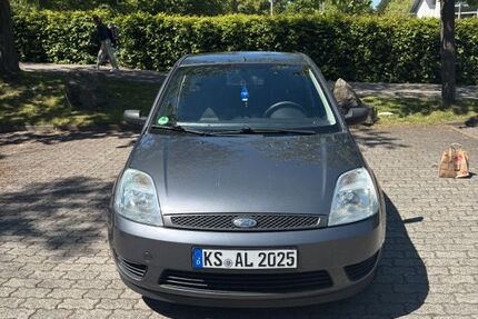 Ford Fiesta 193.000 km 2.500 &euro; Kassel 34132