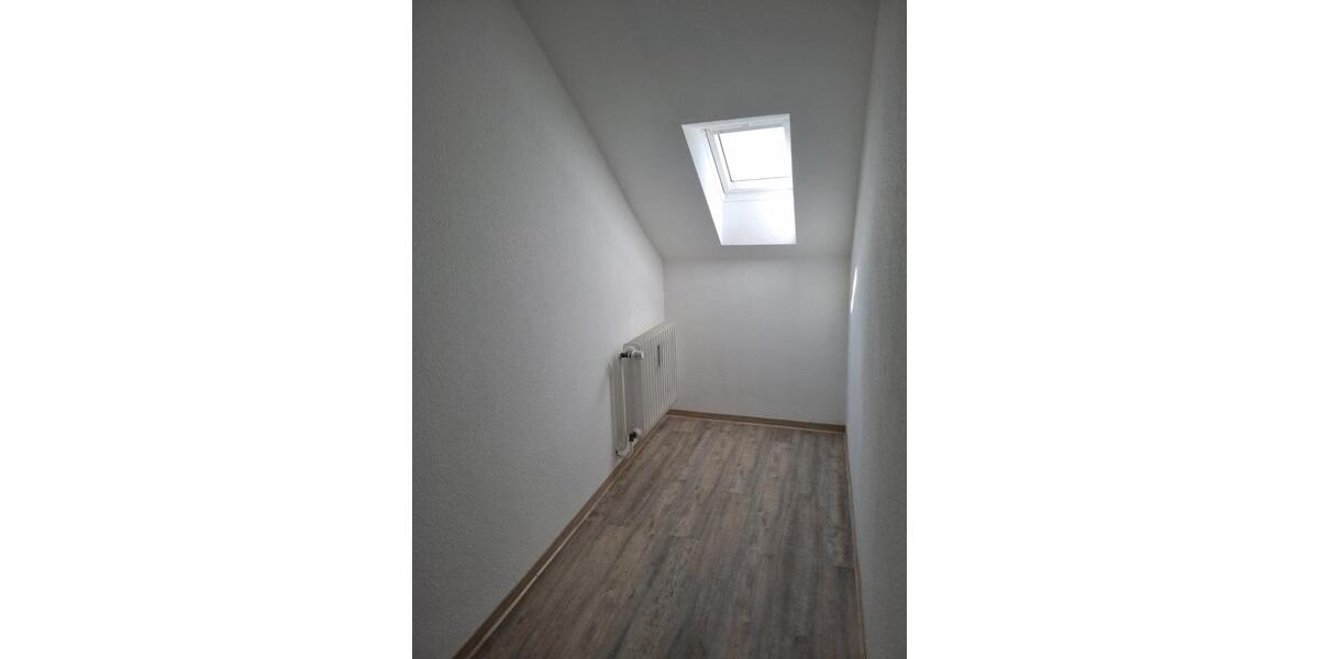 Wunderschöne Dachgeschosswohnung in Kassel-Forstfeld 3 zimmer