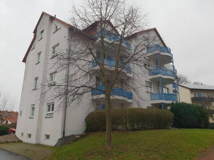 Ab 01.09.25 möglich - Schicke 2,5 ZKB im DG + Südbalkon + Fahrstuhl + Stellplatz in Oberkaufungen