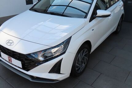 Hyundai i20 26.760 km 13.285 &euro; Kassel 34123