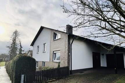 Haus Kassel / Harleshausen Harleshausen - 8 Zimmer, 205 m&sup2;, 694.500&euro; | Angebot:25669545
