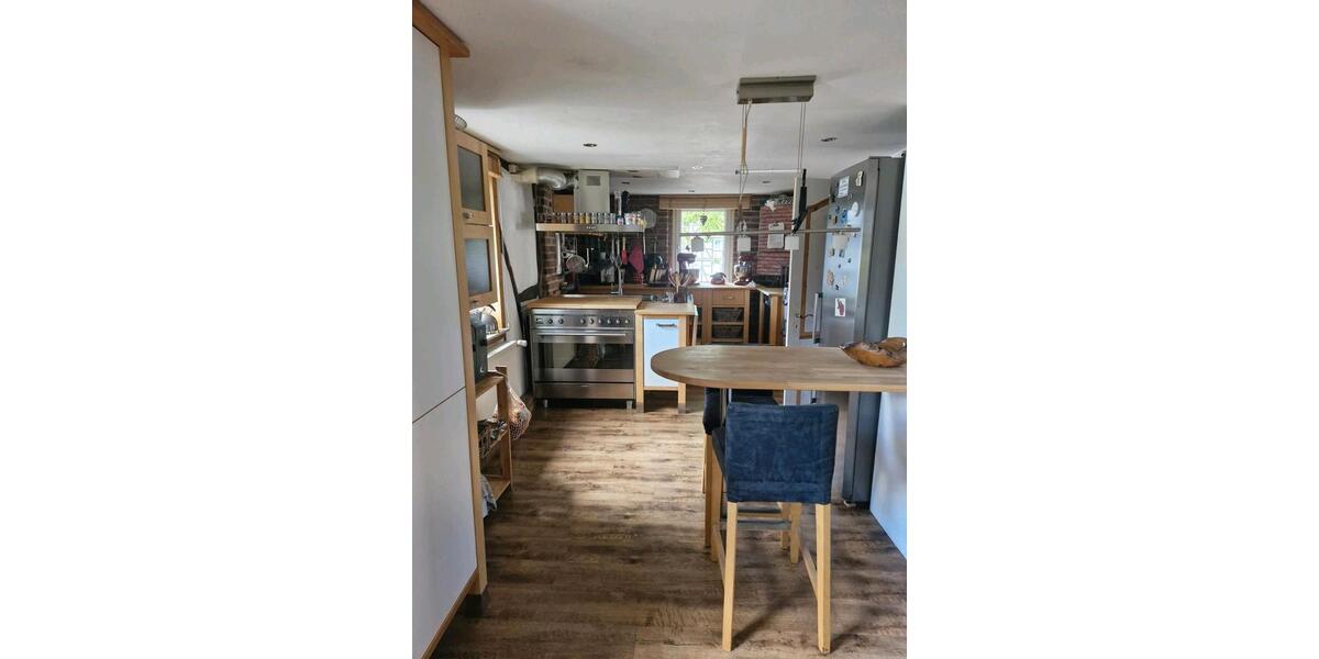 Einfamilienhaus Lohfelden - 6 Zimmer, 140 m&sup2;, 220.000&euro; | Angebot:27005236