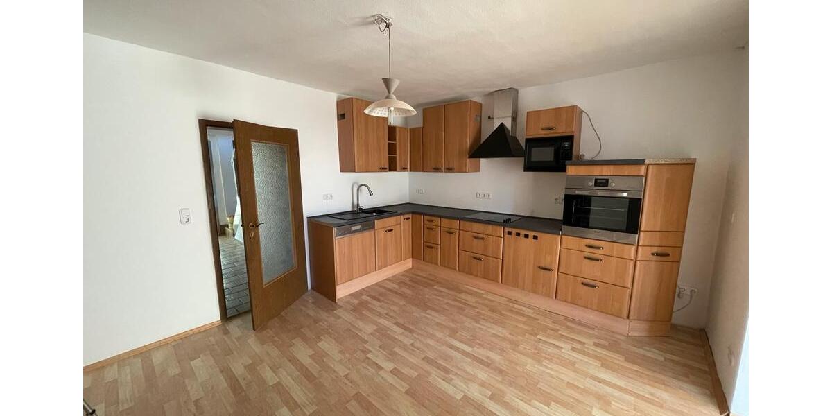 Einfamilienhaus Wolfhagen - 5 Zimmer, 115 m&sup2;, 1.000&euro; | Angebot:23333711