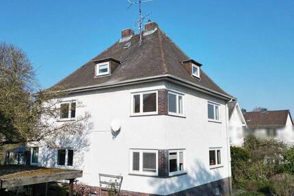 Haus Kassel Harleshausen - 7 Zimmer, 181 m&sup2;, 375.000&euro; | Angebot:26244008