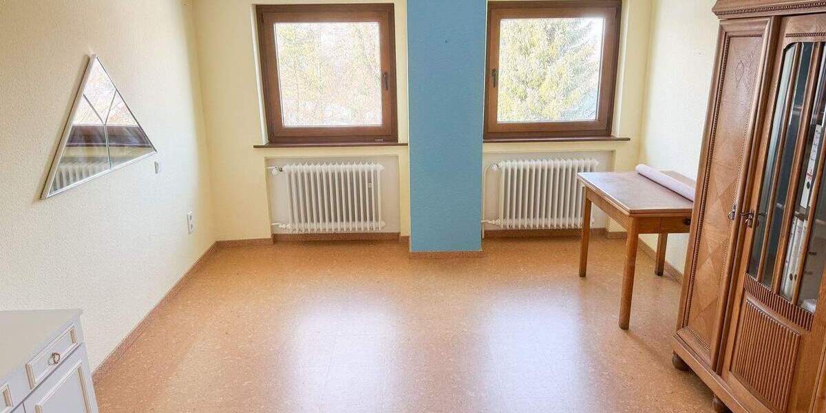 Mehrfamilienhaus, Wohnhaus Kaufungen Oberkaufungen - 8 Zimmer, 248 m&sup2;, 595.000&euro; | Angebot:26016031