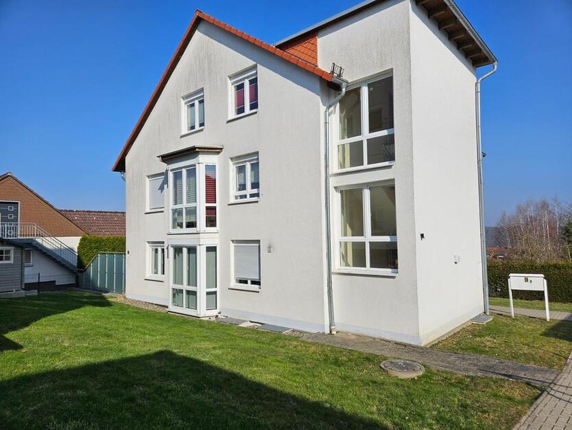 Moderne Eigentumswohnung mit Terrasse und Garten, provisionsfrei