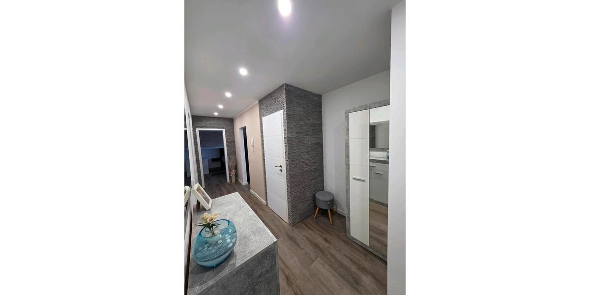 Etagenwohnung Kassel Philippinenhof-Warteberg - 3 Zimmer, 71 m&sup2;, 210.000&euro; | Angebot:26119335