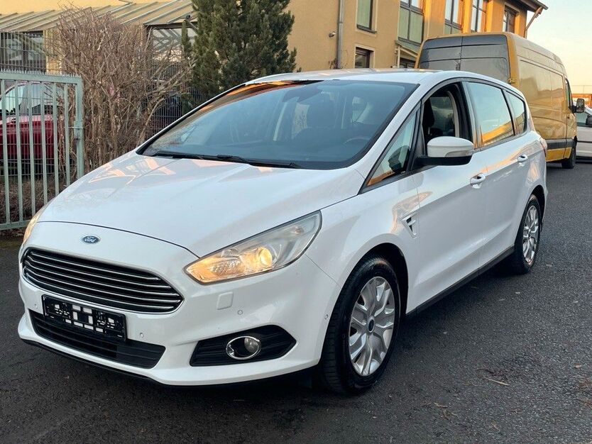Ford S-Max 290.000 km 7.990 € Kassel 34123