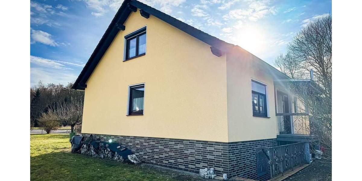 Mehrfamilienhaus, Wohnhaus Kaufungen Niederkaufungen - 5 Zimmer, 180 m&sup2;, 330.000&euro; | Angebot:25314204