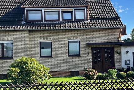 Haus Staufenberg - 8 Zimmer, 160 m&sup2;, 350.000&euro; | Angebot:25988996