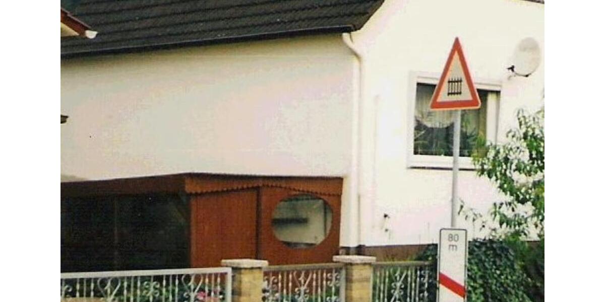 Einfamilienhaus Kaufungen - 6 Zimmer, 120 m&sup2;, 249.000&euro; | Angebot:25655047