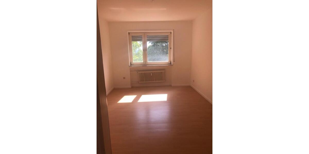 Etagenwohnung Kassel Fasanenhof - 4 Zimmer, 114 m&sup2;, 1.081&euro; | Angebot:23713189